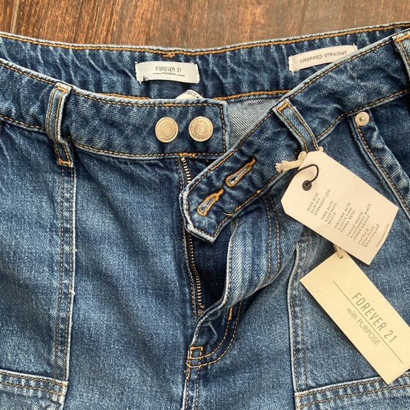 NWT Forever 21 jeans size 28. High rise, straight leg, slim fit, Retro style. - Picture 6 of 6